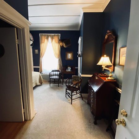 Augusta Guest House Экстерьер фото